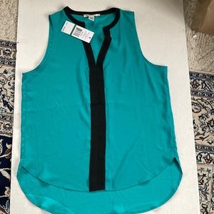 NWT Kenneth Cole The Jenny Blouse.